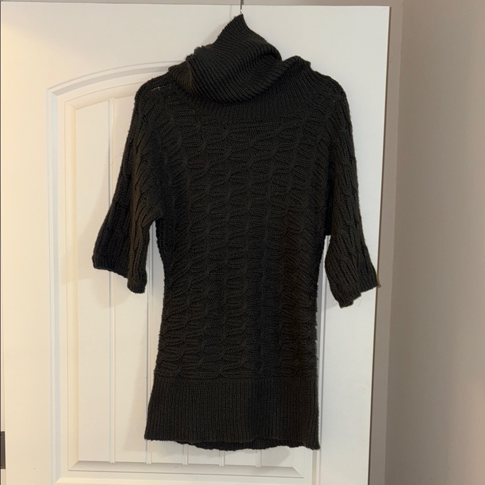 Old Navy Women's Gray Turtleneck Sweater